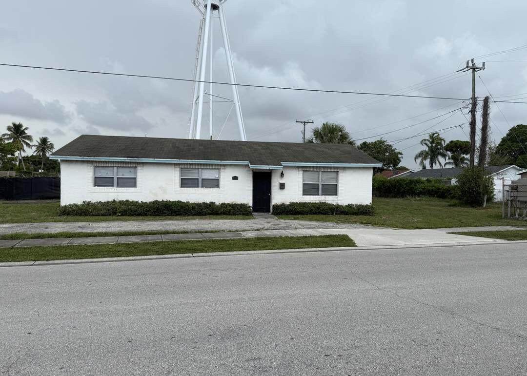 5713 Candlewood Street - Photo 1