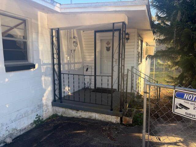 1813 Daniels Street - Photo 1