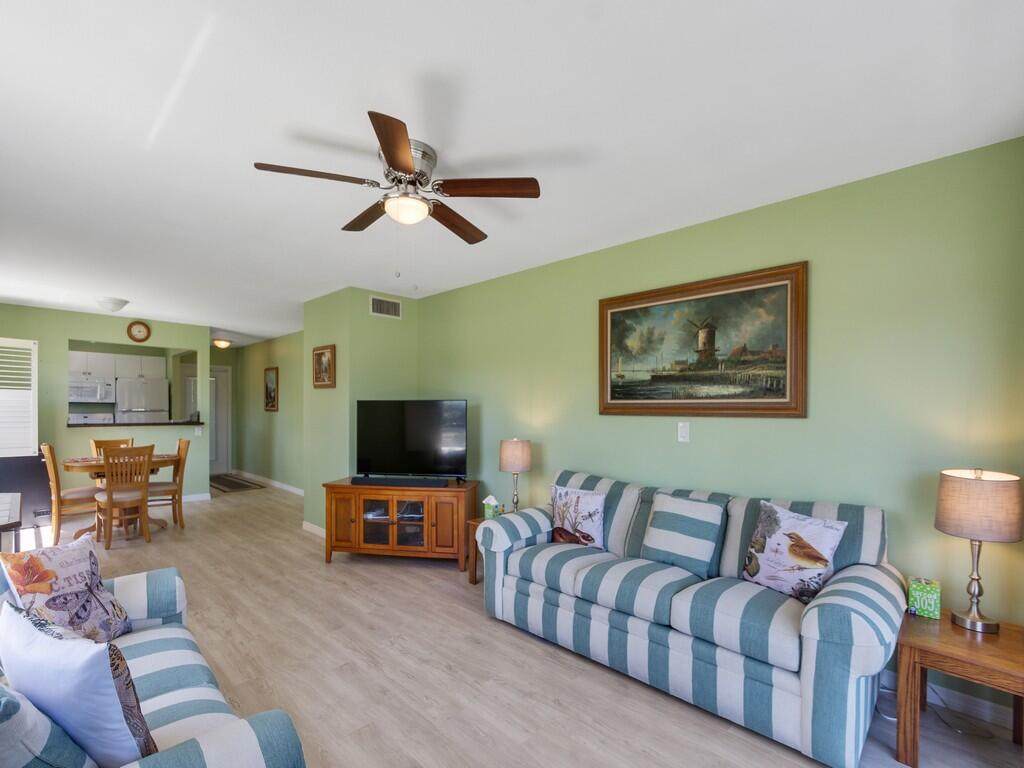95 Spring Lake Drive - Photo 1