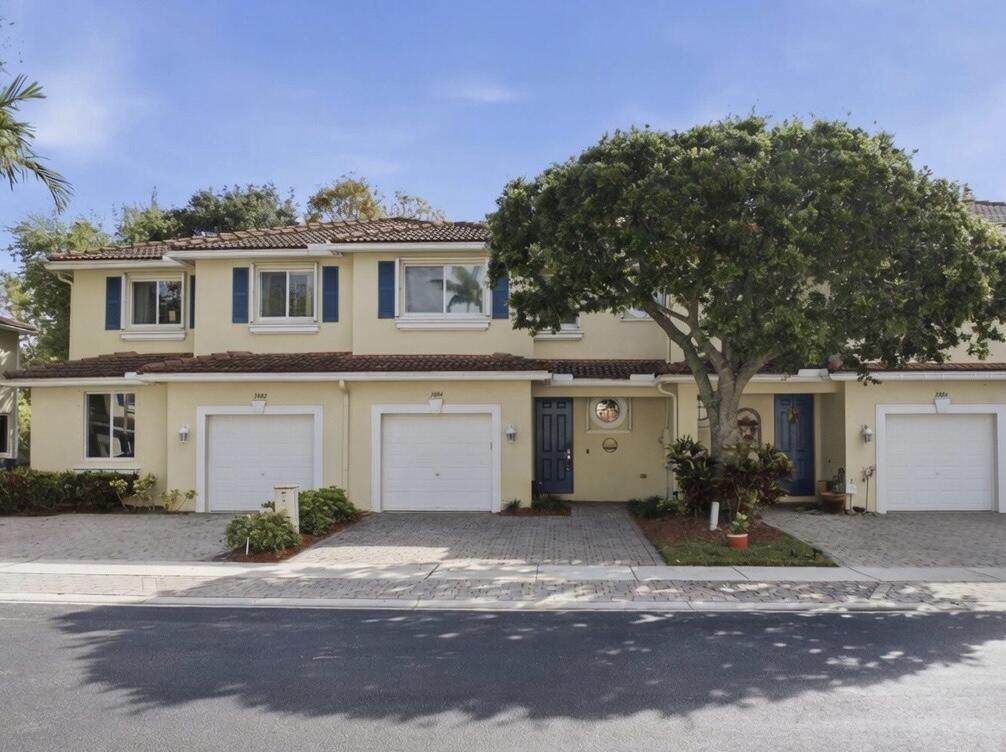 3084 Evergreen Circle - Photo 1