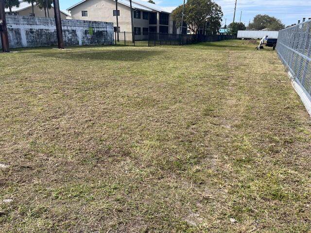 617 Dixie Highway - Photo 1