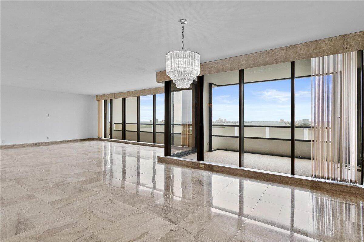 100 Lakeshore Drive - Photo 1