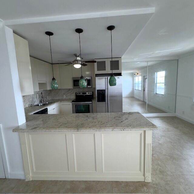 4016 Rexford A - Photo 1