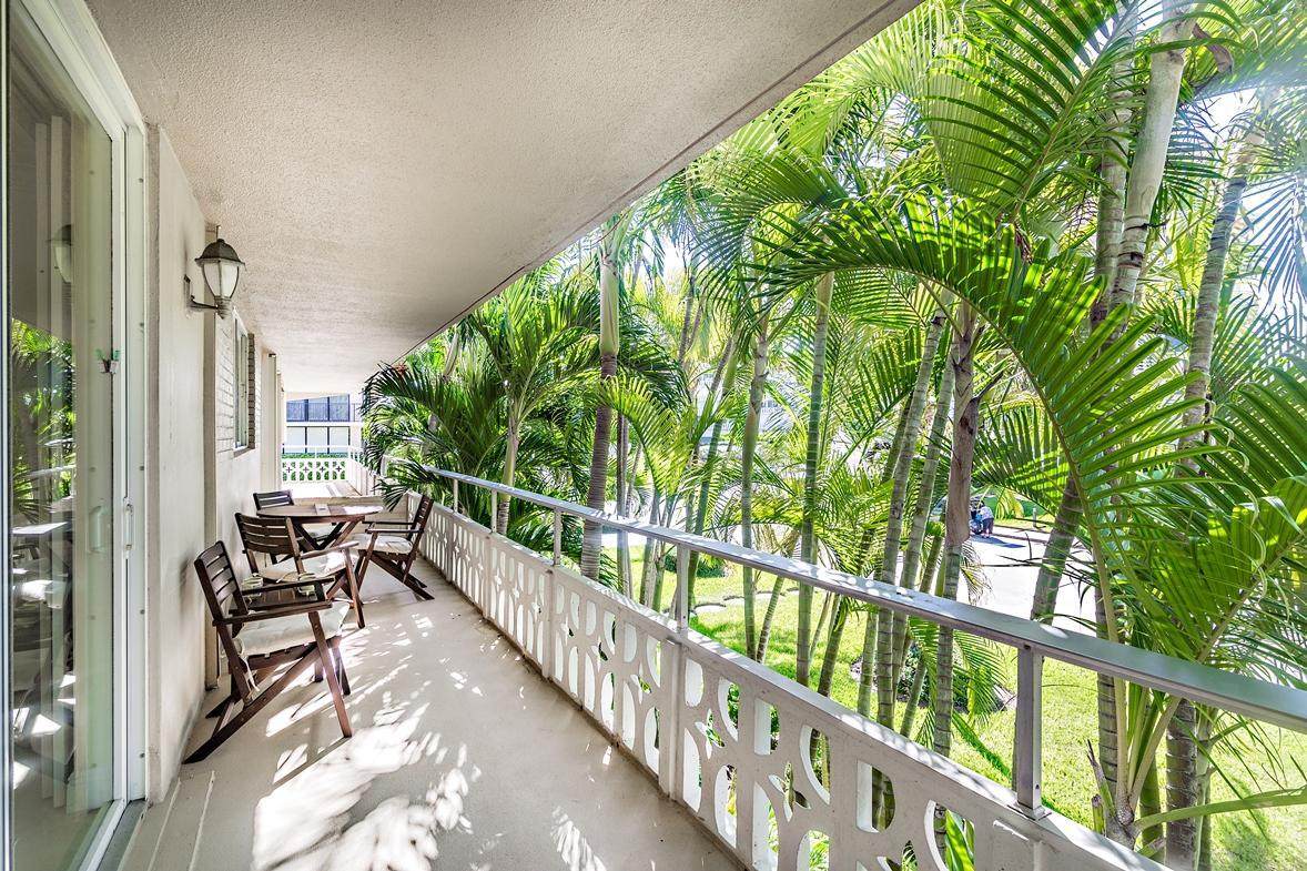 139 Sunrise Avenue - Photo 1
