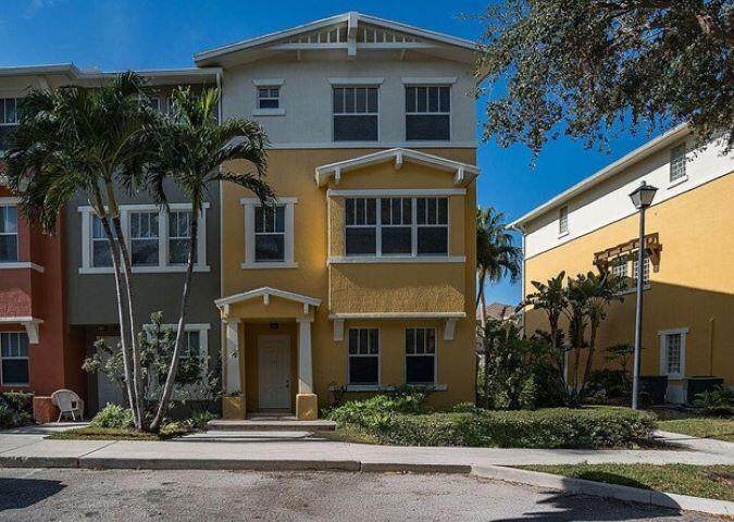 810 Marina Del Ray Lane - Photo 1