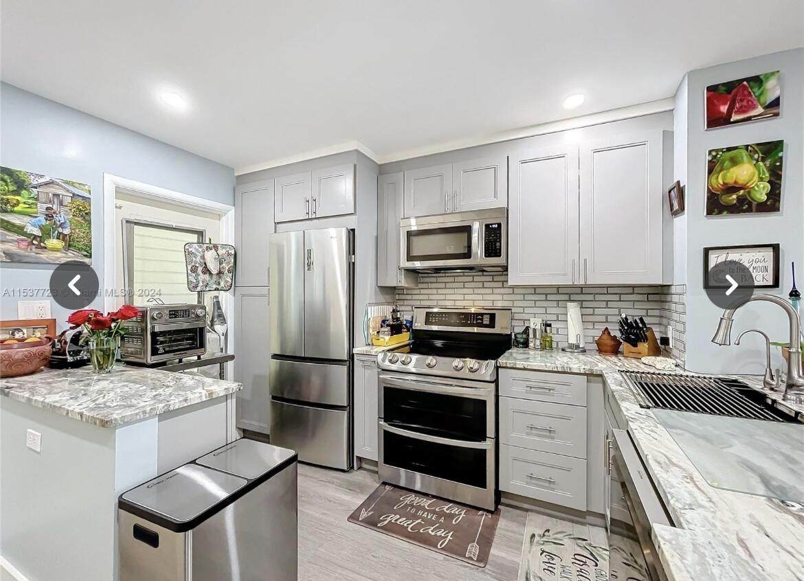 460 Paradise Isle Boulevard - Photo 1