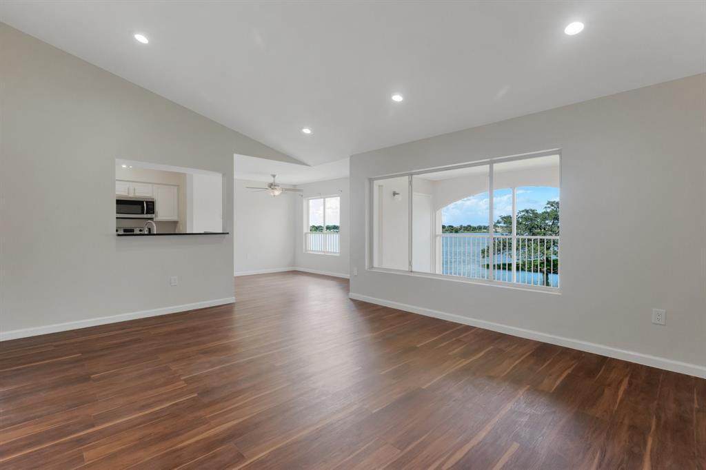 2627 33rd Street - Photo 1