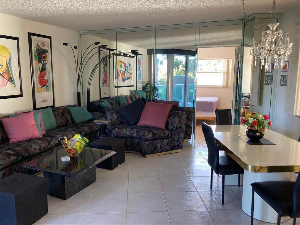 333 21 Avenue - Photo 1