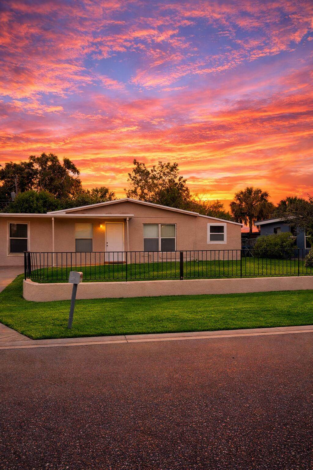 1520 11th Street - Photo 1
