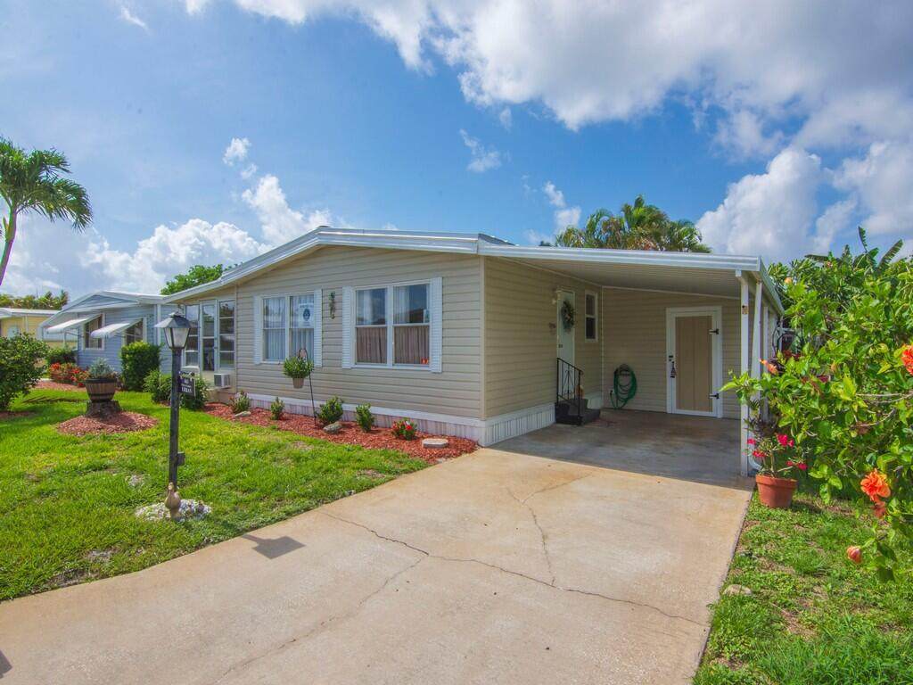 463 Onyx Way - Photo 1