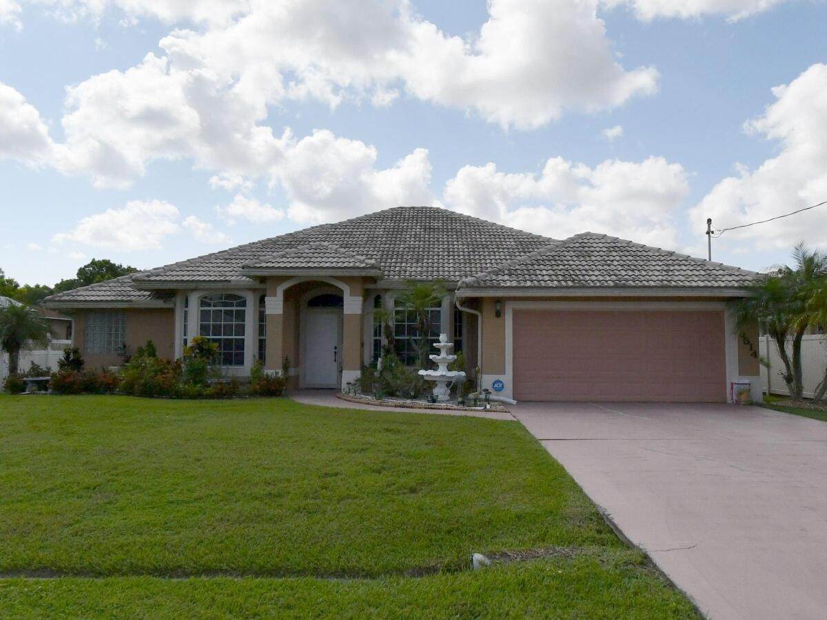 5514 Whitecap Road - Photo 1