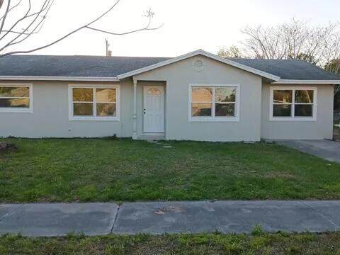 107 Bedford Drive - Photo 1