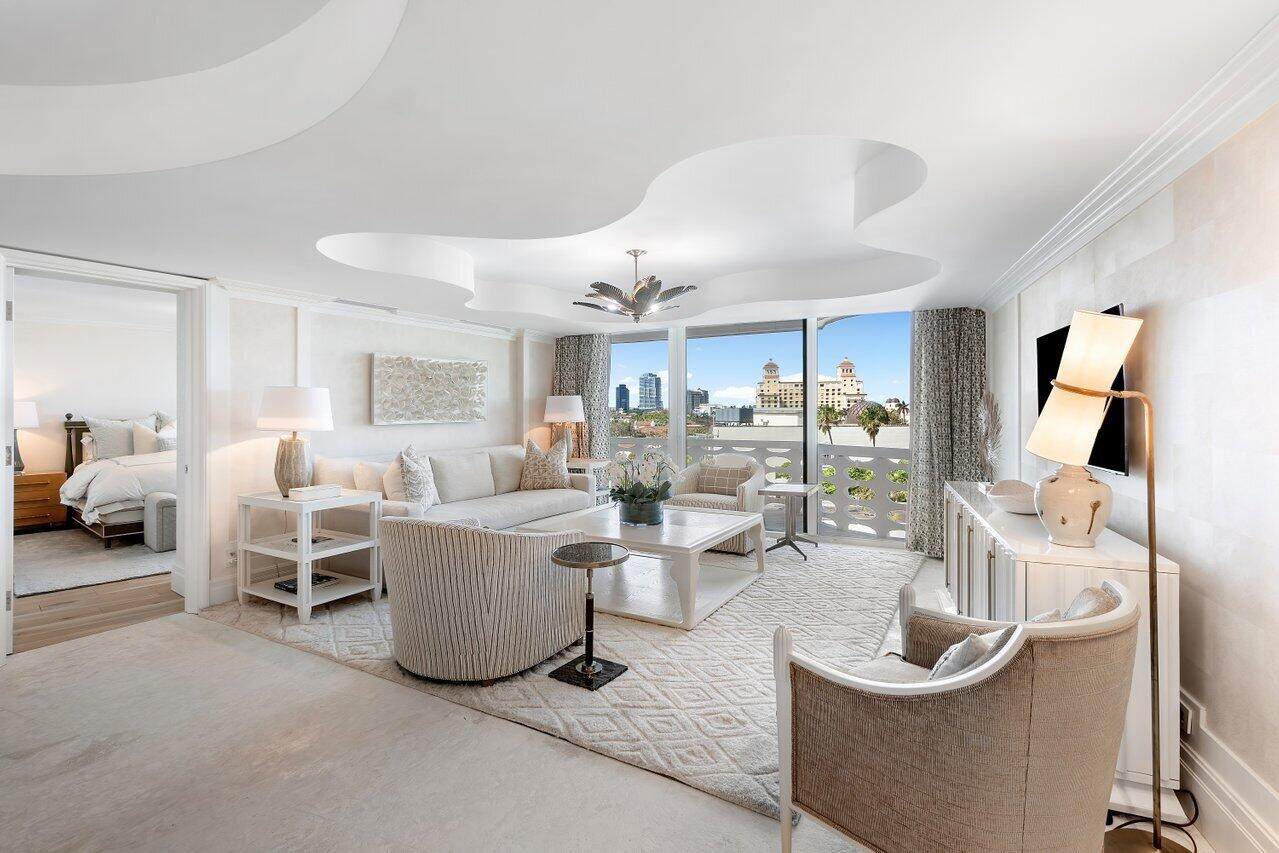 130 Sunrise Avenue - Photo 1