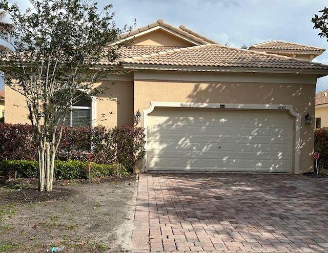 5642 Sunberry Circle - Photo 1
