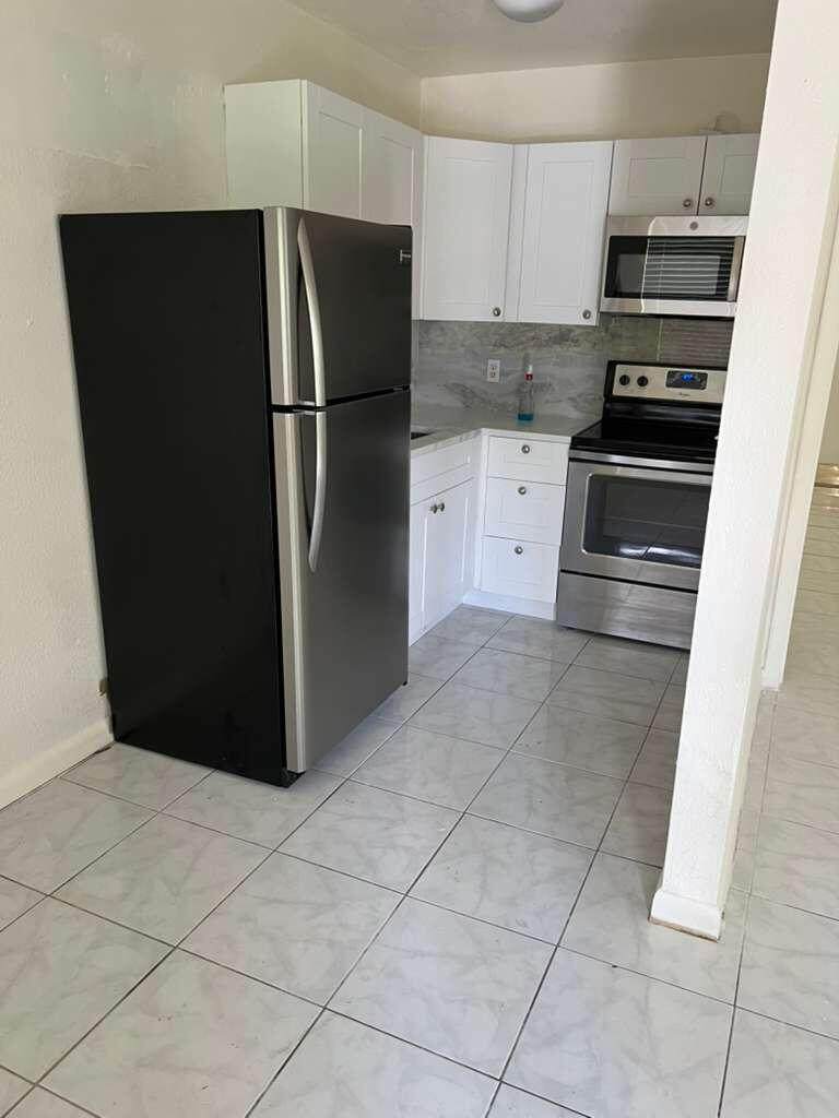 700 3rd Avenue - Photo 1