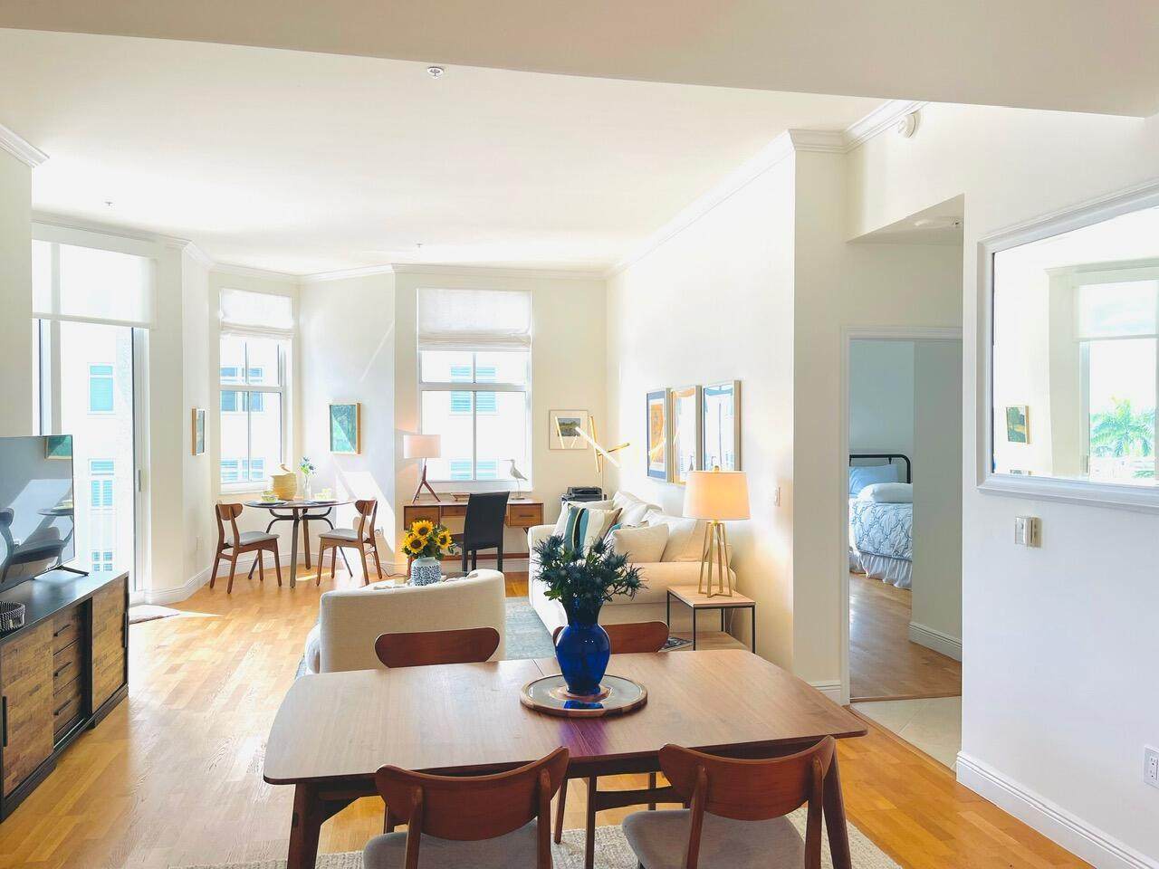 255 Evernia Street - Photo 1