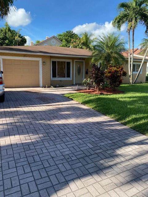 3157 69th Court - Photo 1