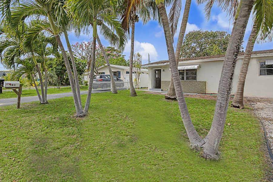 301 21st Avenue - Photo 1