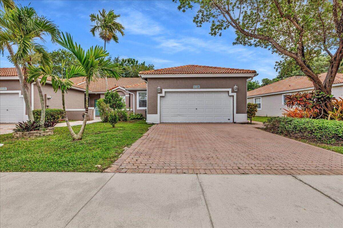 7600 S Aragon Boulevard - Photo 1