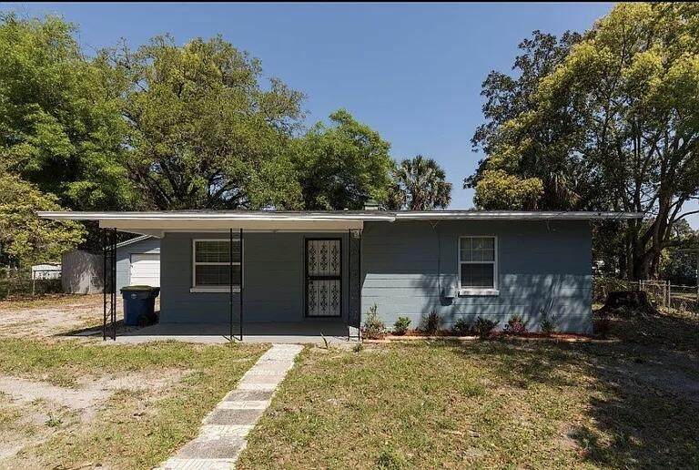 2513 Spirea Street - Photo 1