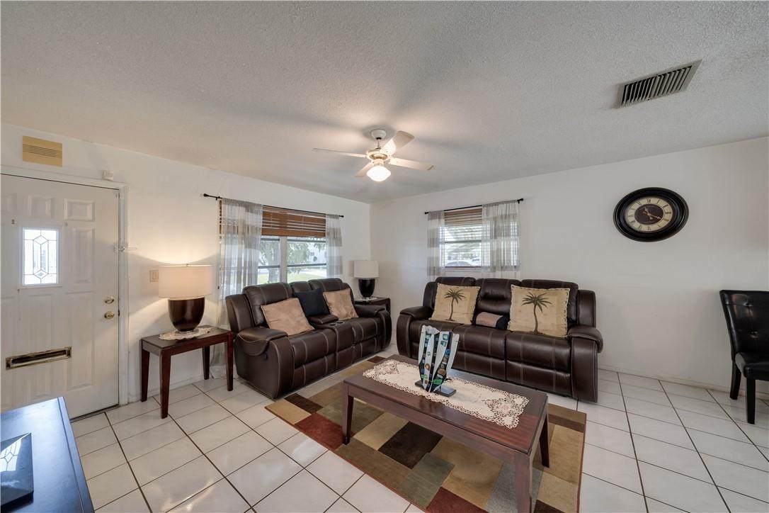 4401 47th Street - Photo 1
