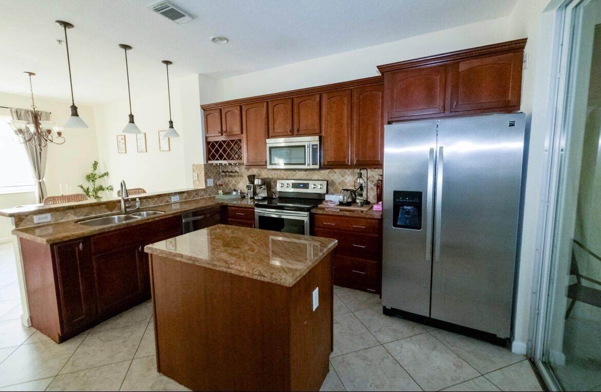 4574 Danson Way - Photo 1