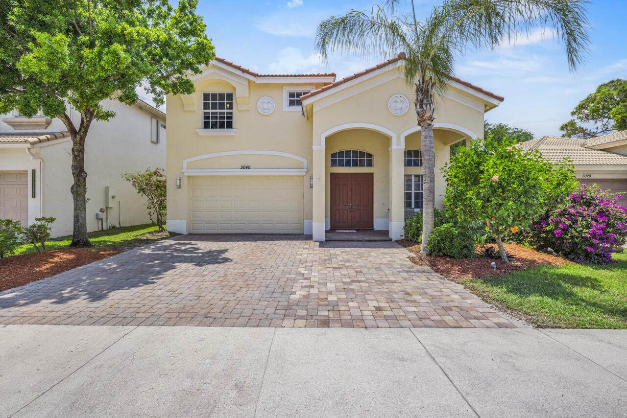 5040 Graham Drive - Photo 1