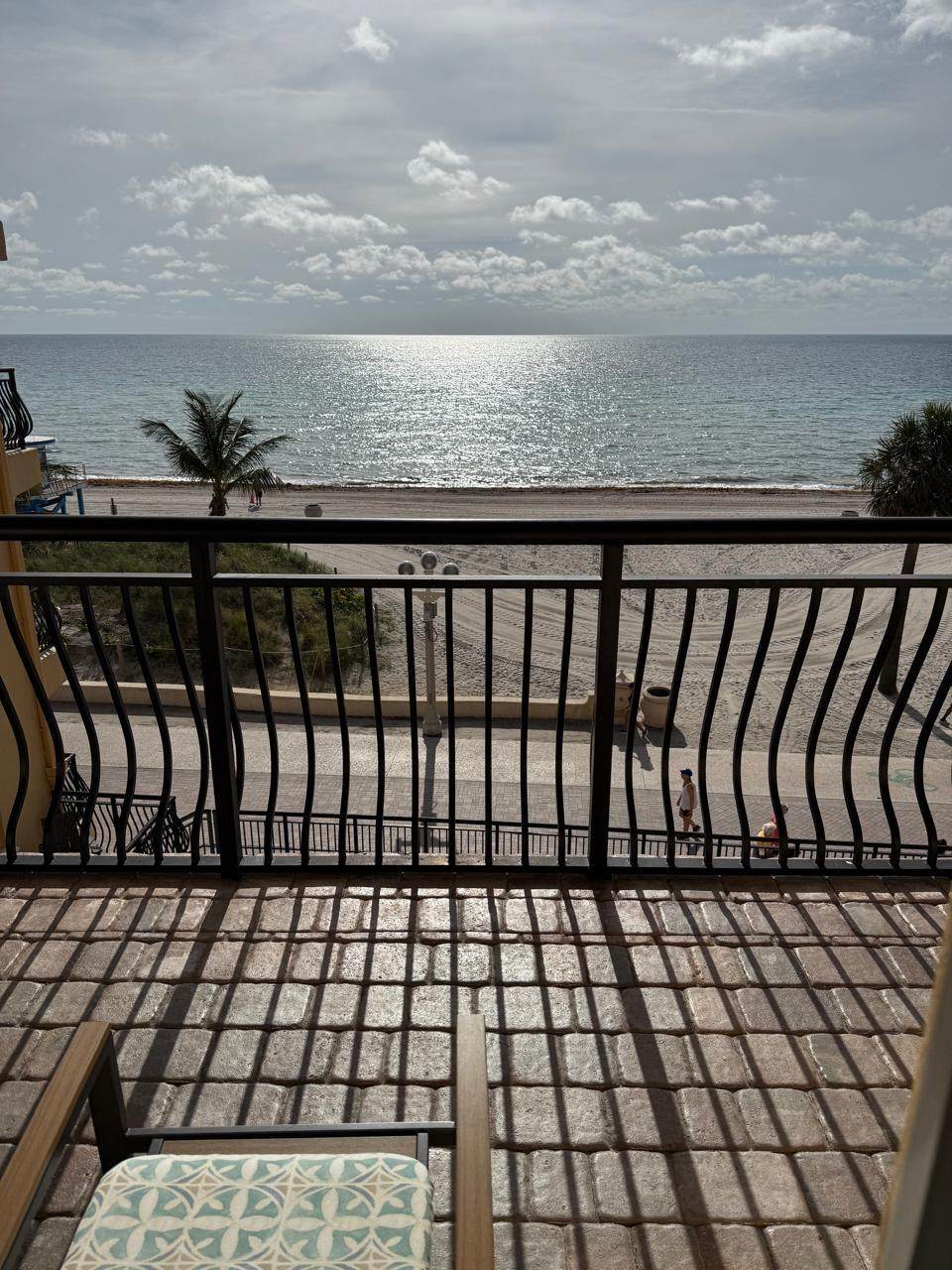 https://bt-photos.global.ssl.fastly.net/beaches/orig_boomver_1_B26026760-2.jpg