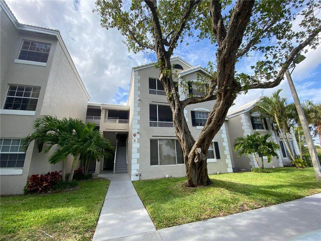 2841 Oakland Forest Drive - Photo 1