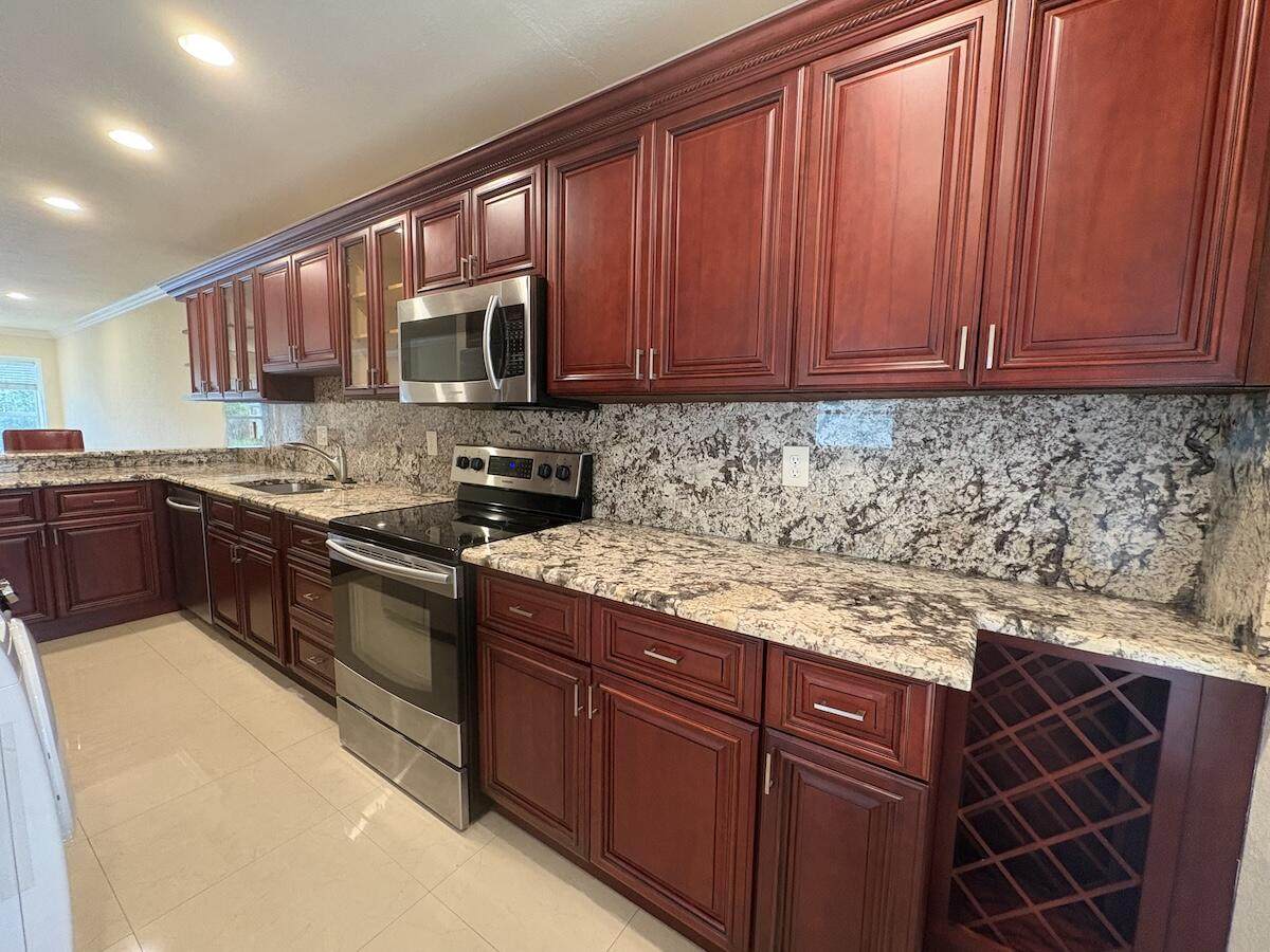 1441 19th Terrace - Photo 1