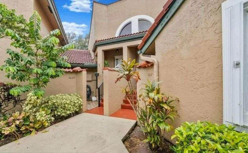 9231 Sunrise Boulevard - Photo 1
