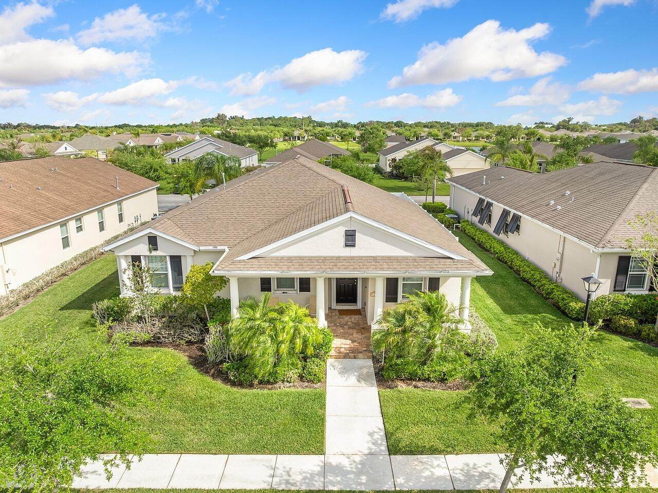 7218 Village Square - Photo 1