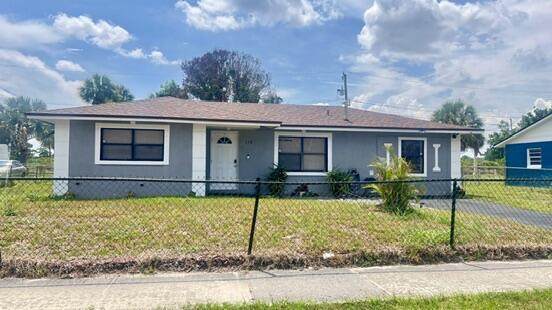 113 Hilton Drive - Photo 1