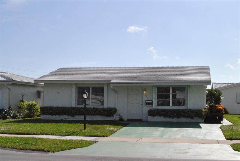 806 Ocean Drive - Photo 1