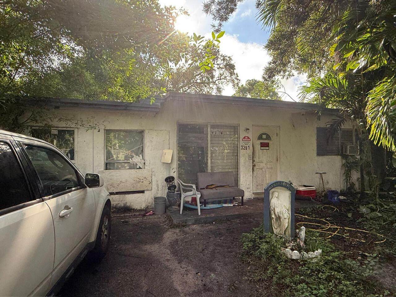3201 48th Avenue - Photo 1