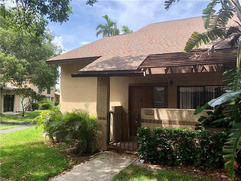 3605 21st Court - Photo 1