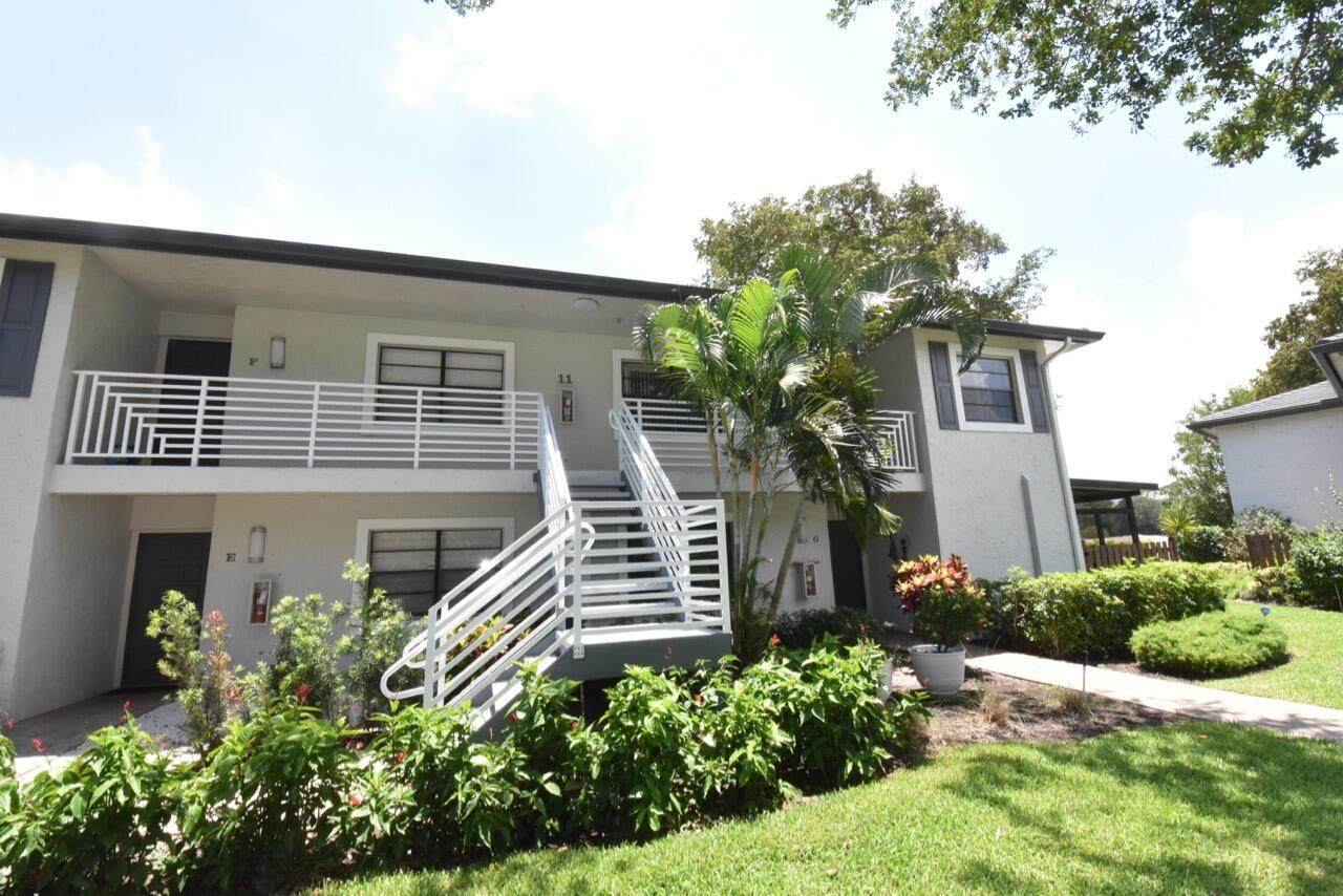 11 Southport Lane - Photo 1