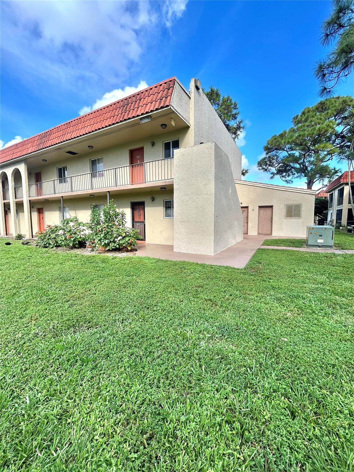 6100 Forest Hill Boulevard - Photo 1