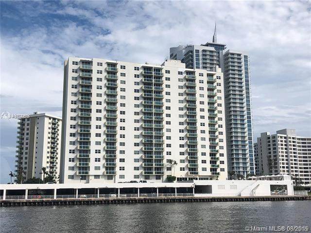 3000 Ocean Drive - Photo 1