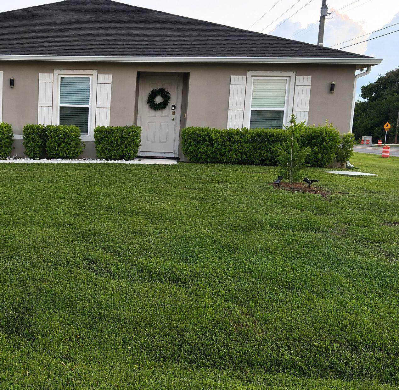 901 Fisherman Avenue - Photo 1