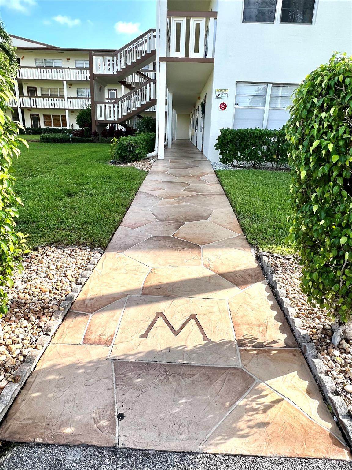 517 Mansfield M - Photo 1