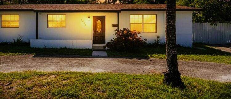 1436 19th Street - Photo 1