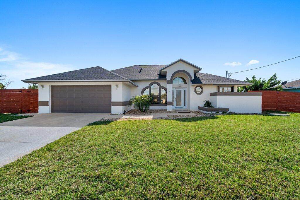 434 Jeanne Avenue - Photo 1