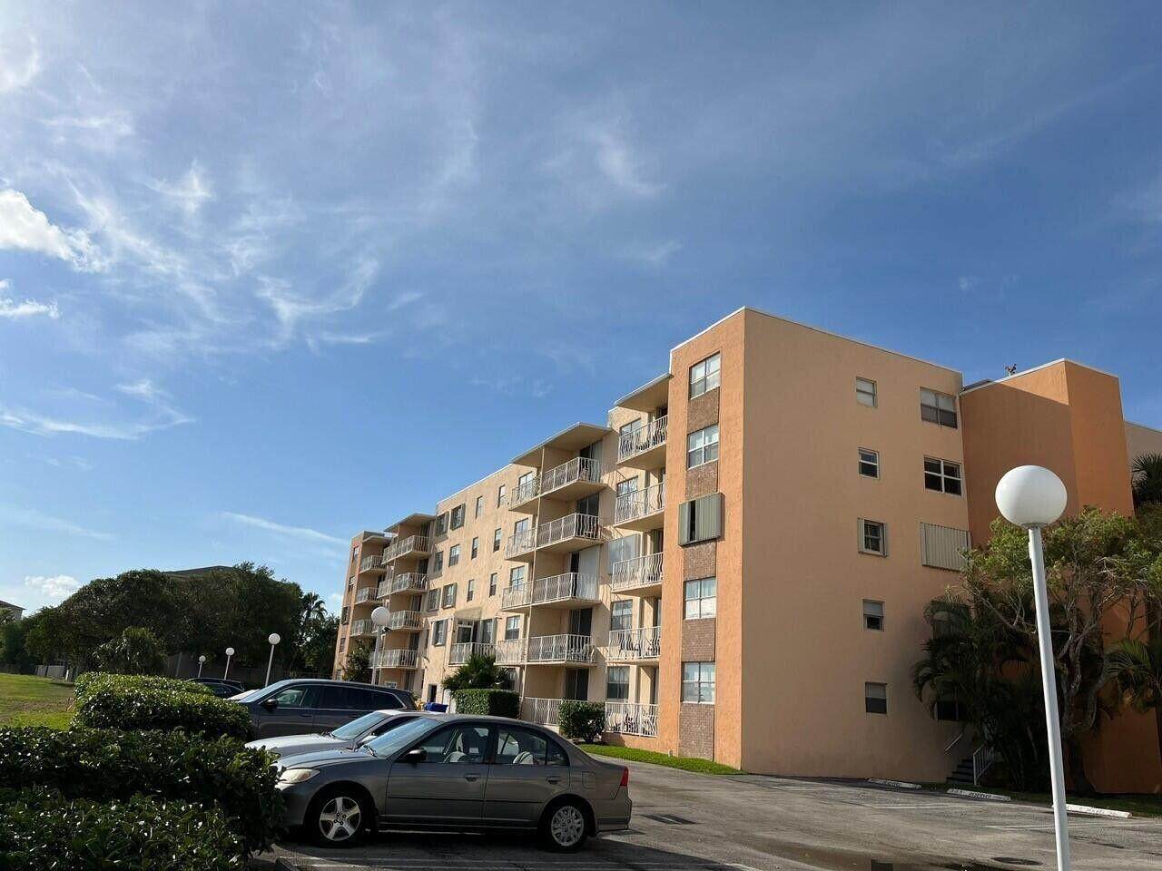 480 Executive Center Drive - Photo 1