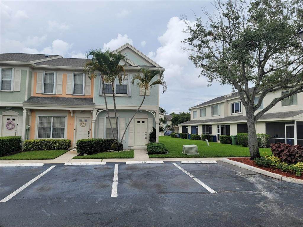 78 Simonton Circle - Photo 1
