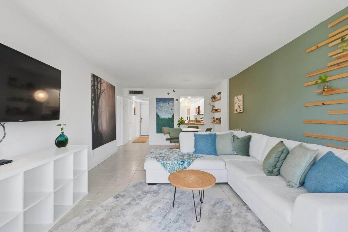 108 Royal Park Drive - Photo 1