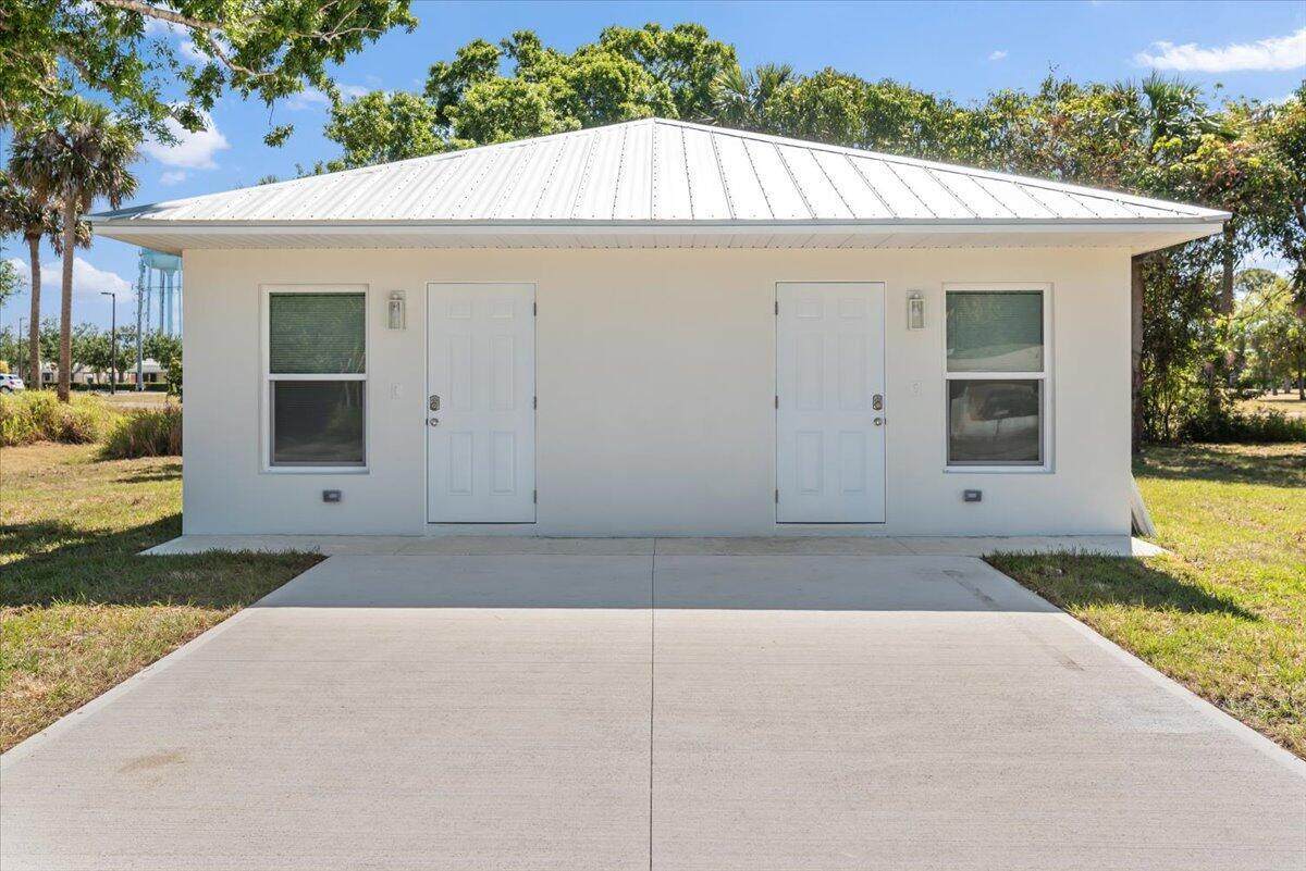 4576 30Th Ave, Vero Beach, FL 32967