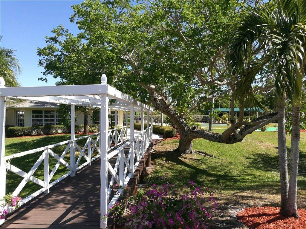 2950 Ocean Boulevard - Photo 1