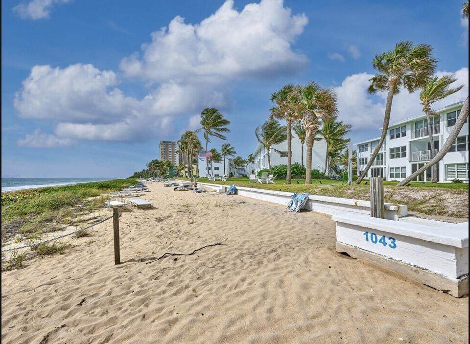 https://bt-photos.global.ssl.fastly.net/beaches/orig_boomver_1_B26053731-2.jpg