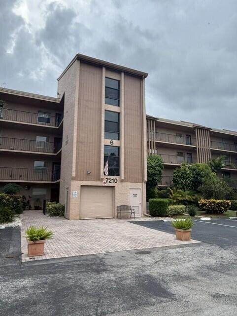 7210 Lake Cir Drive - Photo 1